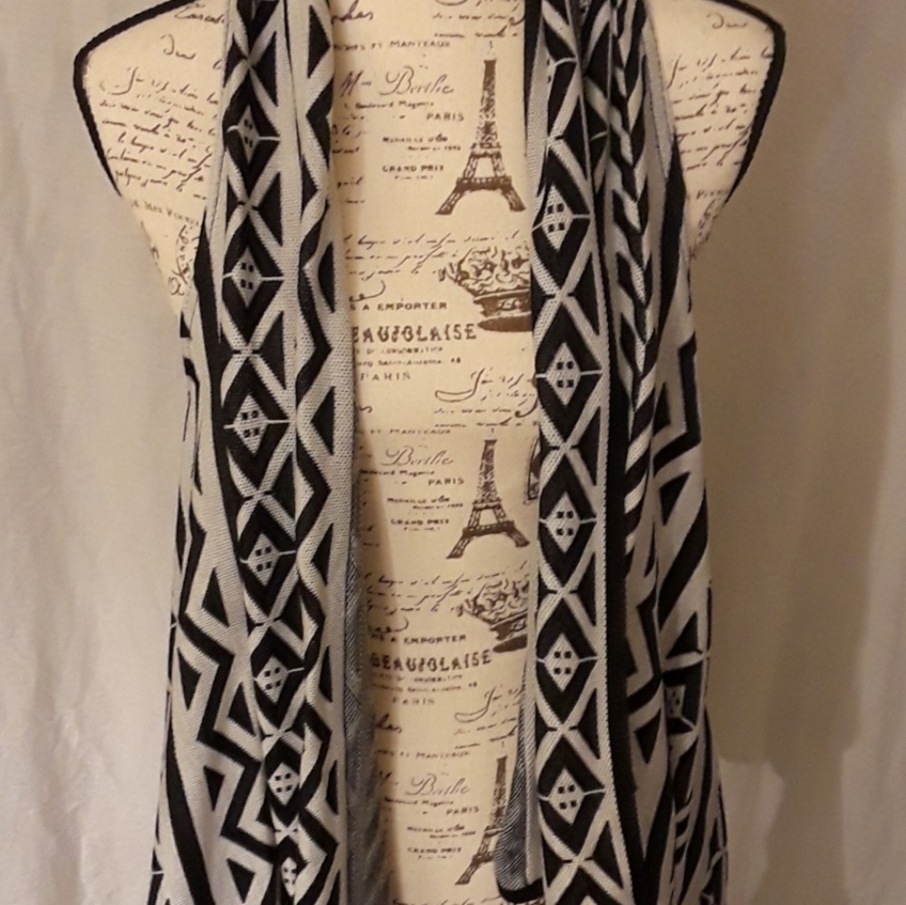 Sleeveless wrap
